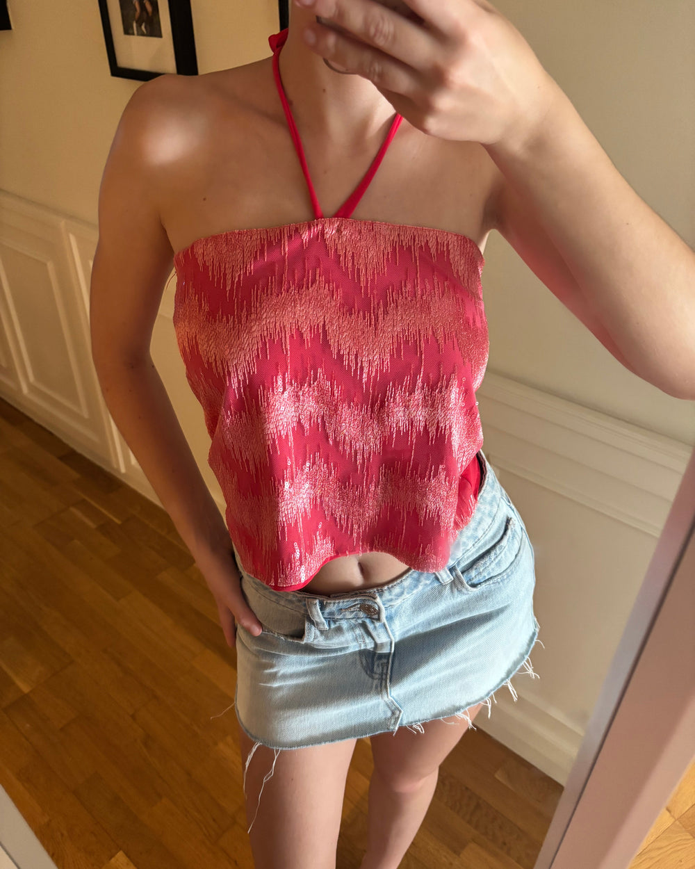 TOP HALTER LENTEJUELAS